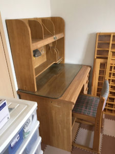 富士宮市で学習机、ベッド回収の写真_1