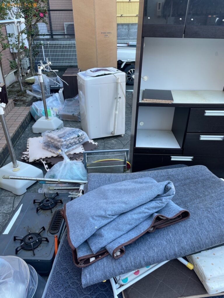 【浜松市西区】洗濯機、タンス、ガスコンロ、椅子、テレビ台等の回収