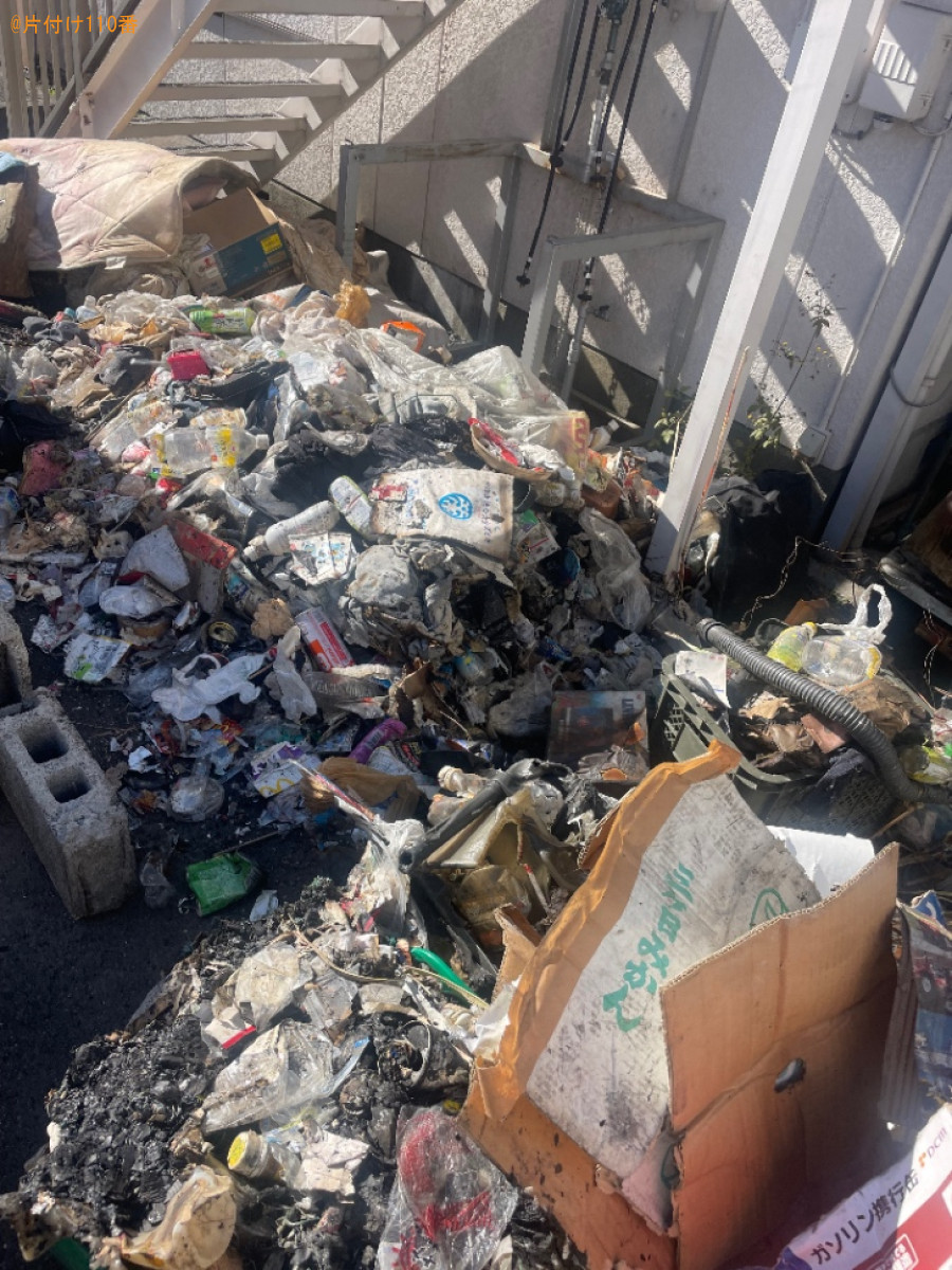 【浜松市中央区】テレビ、テレビ台等の回収とハウスクリーニング